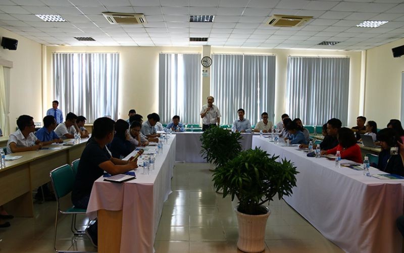 Chào Mừng Đoàn Học Viên Đại Học Fulbright Việt Nam Đến Tham Quan Khu Công Nghiệp Hiệp Phước | Hiep Phuoc 工業団地株式会社