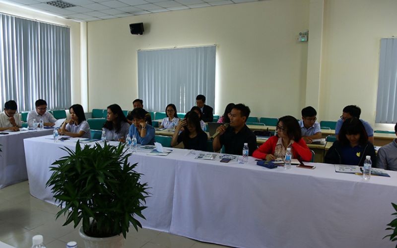 Chào Mừng Đoàn Học Viên Đại Học Fulbright Việt Nam Đến Tham Quan Khu Công Nghiệp Hiệp Phước | Hiep Phuoc 工業団地株式会社