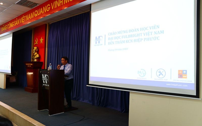 Chào Mừng Đoàn Học Viên Đại Học Fulbright Việt Nam Đến Tham Quan Khu Công Nghiệp Hiệp Phước | Hiep Phuoc 工業団地株式会社