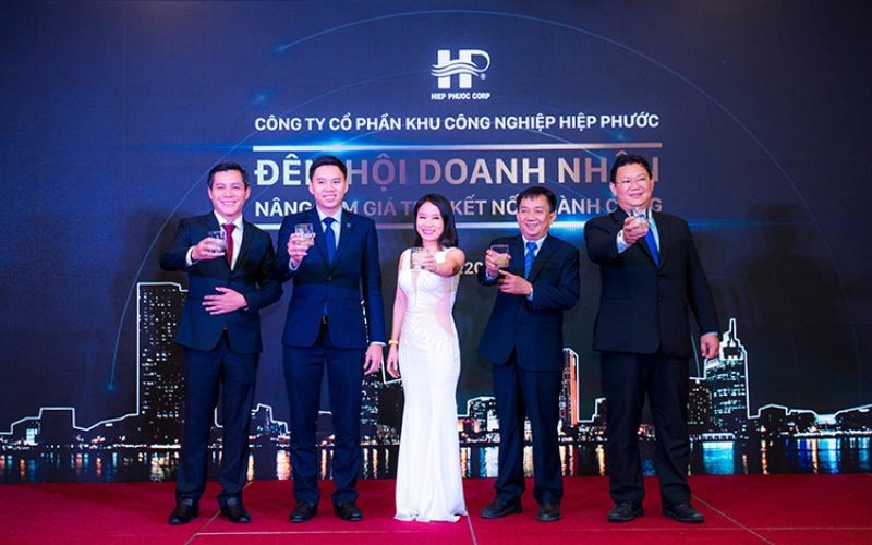 Đêm Hội Doanh Nhân Kcn Hiệp Phước 2018 “Nâng Tầm Giá Trị - Kết Nối Thành Công” | Hiep Phuoc 工業団地株式会社