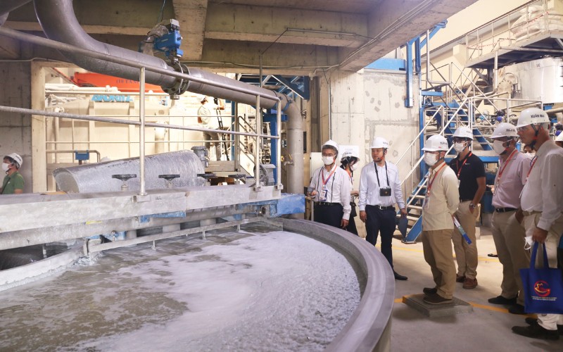 Đoàn Đại Biểu Diễn Đàn Kinh Tế Tp.hcm 2023 Đến Thăm Kcn Hiệp Phước | Hiep Phuoc 工業団地株式会社