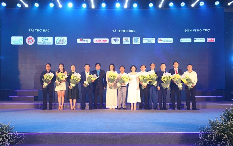 Khu Công Nghiệp Hiệp Phước Đồng Hành Cùng Lễ Trao Giải Thưởng Doanh Nhân Trẻ Xuất Sắc Tp. Hcm Lần 10 - Năm 2018 | Hiep Phuoc 工業団地株式会社