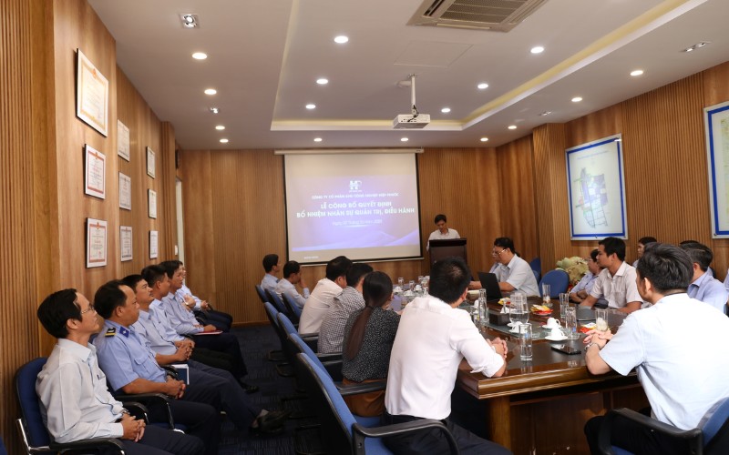 Lễ Công Bố Quyết Định Bổ Nhiệm Nhân Sự Quản Trị, Điều Hành Hipc | Hiep Phuoc 工業団地株式会社