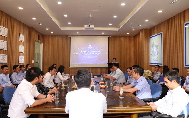 Lễ Công Bố Quyết Định Bổ Nhiệm Nhân Sự Quản Trị, Điều Hành Hipc | Hiep Phuoc 工業団地株式会社